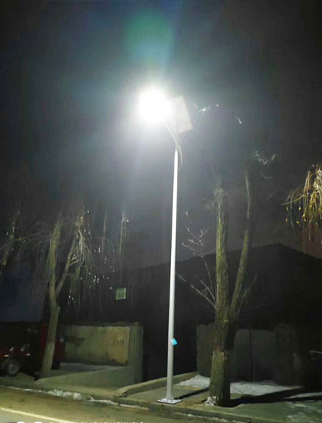 积石山县当雄太阳能路灯项目